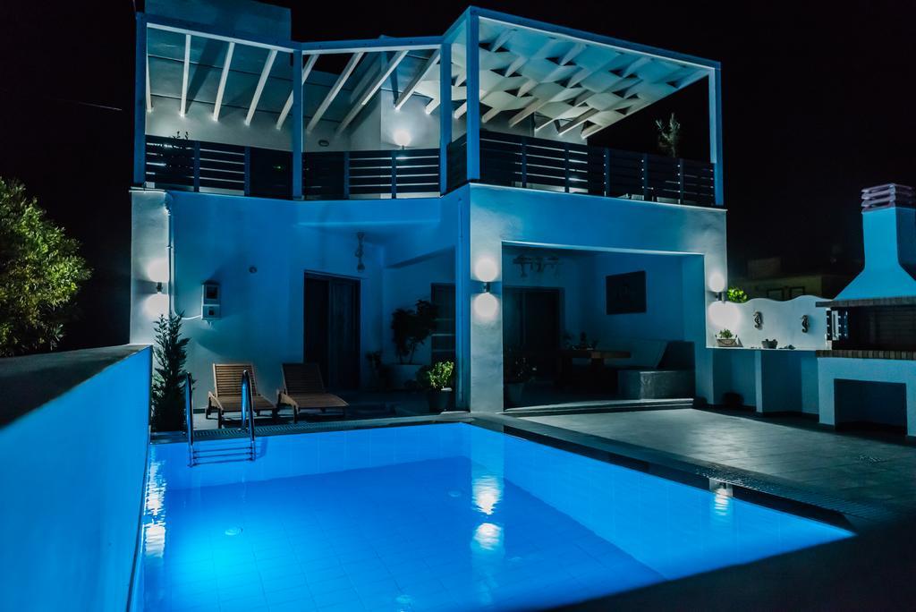 Villa Iceberg Каламаки Экстерьер фото