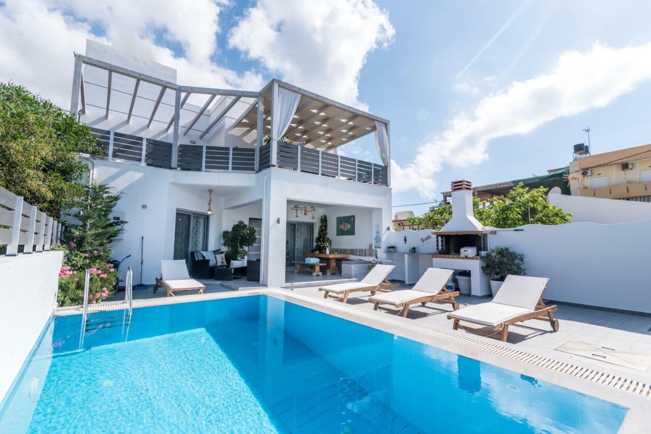 Villa Iceberg Каламаки Экстерьер фото